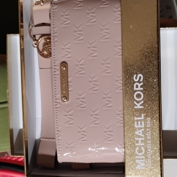 Michael Kors Adjustable Belt Bag - Picture 1 of 2